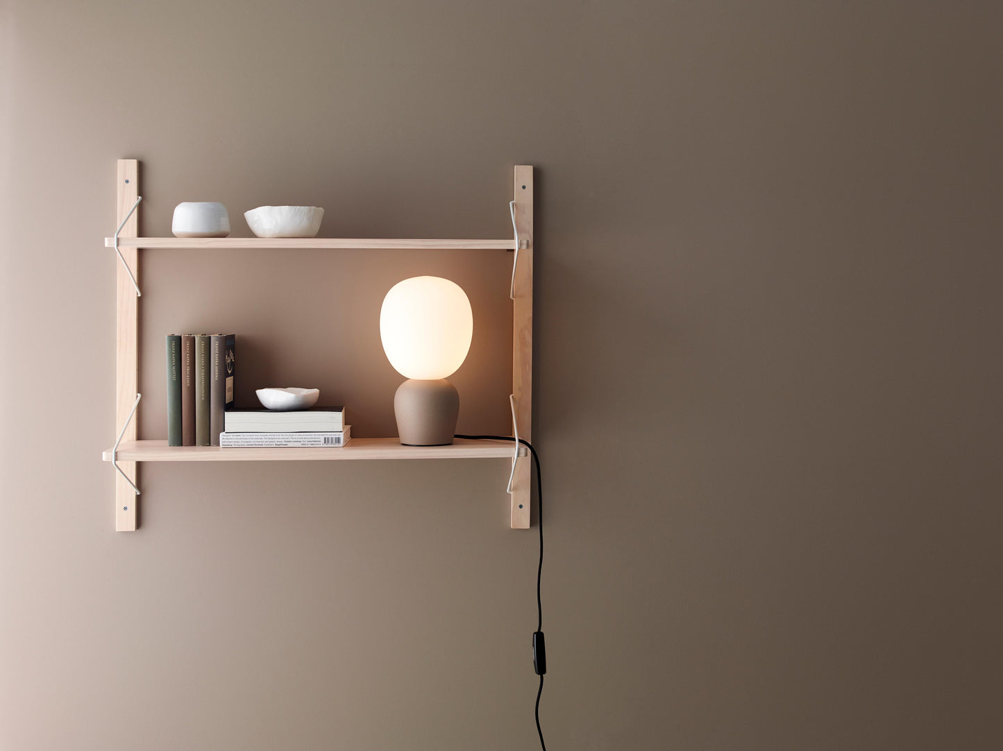 Buddy Table Lamp