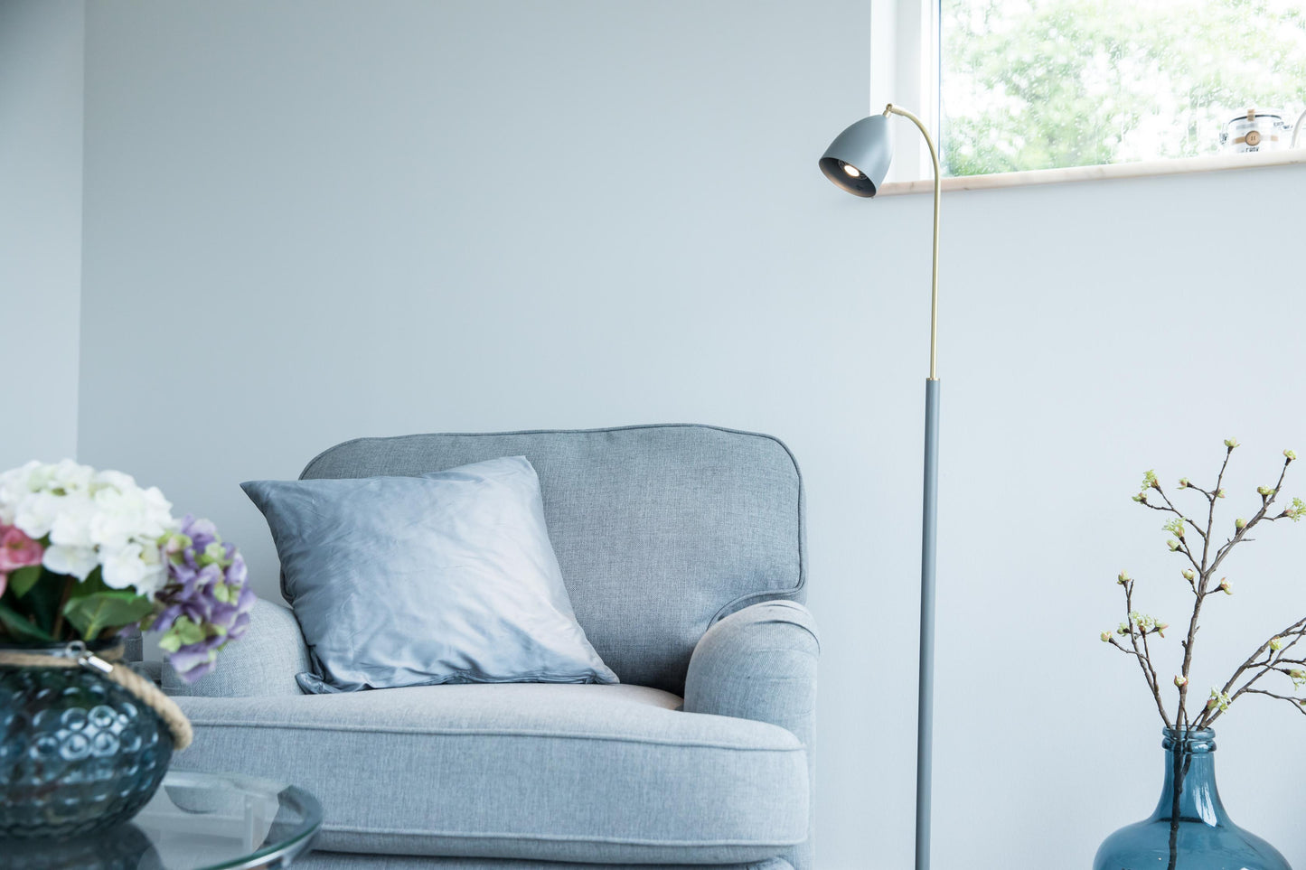 Deluxe Floor Lamp