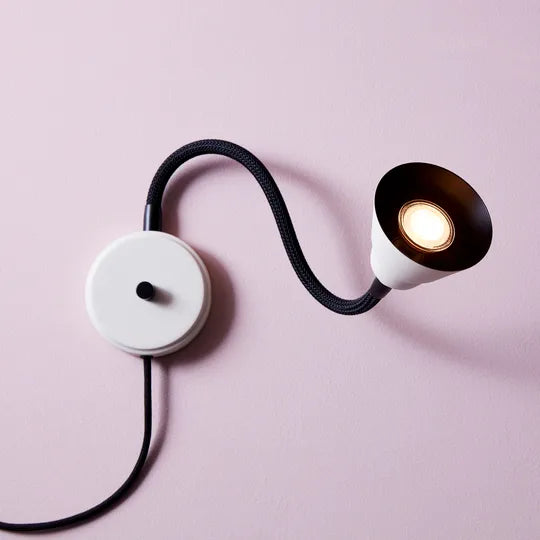 Relief Wall Lamp