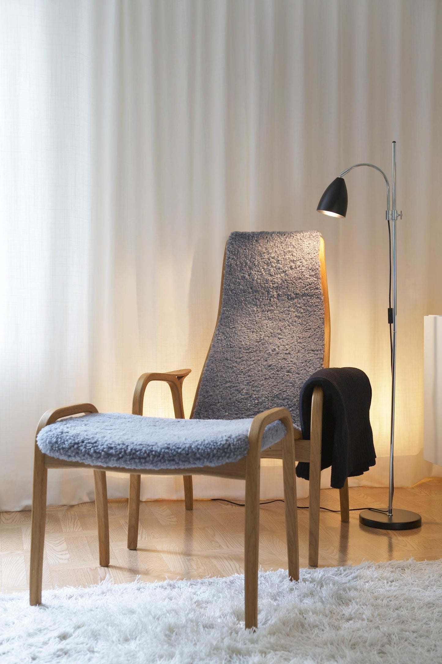 Sway Floor Lamp