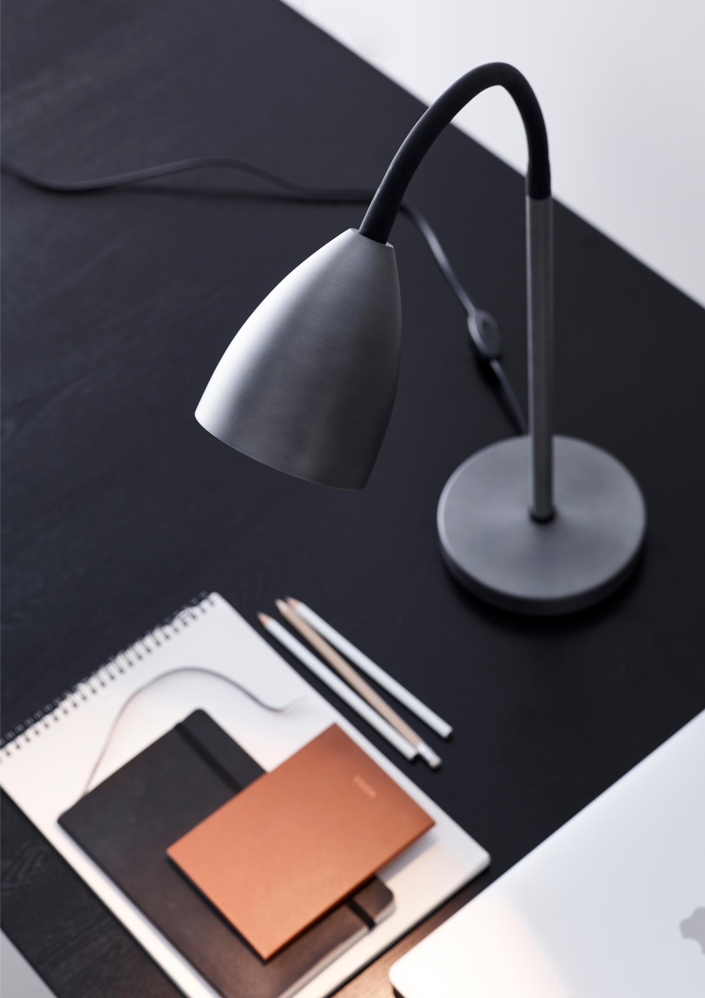 Trotsig Table Lamp