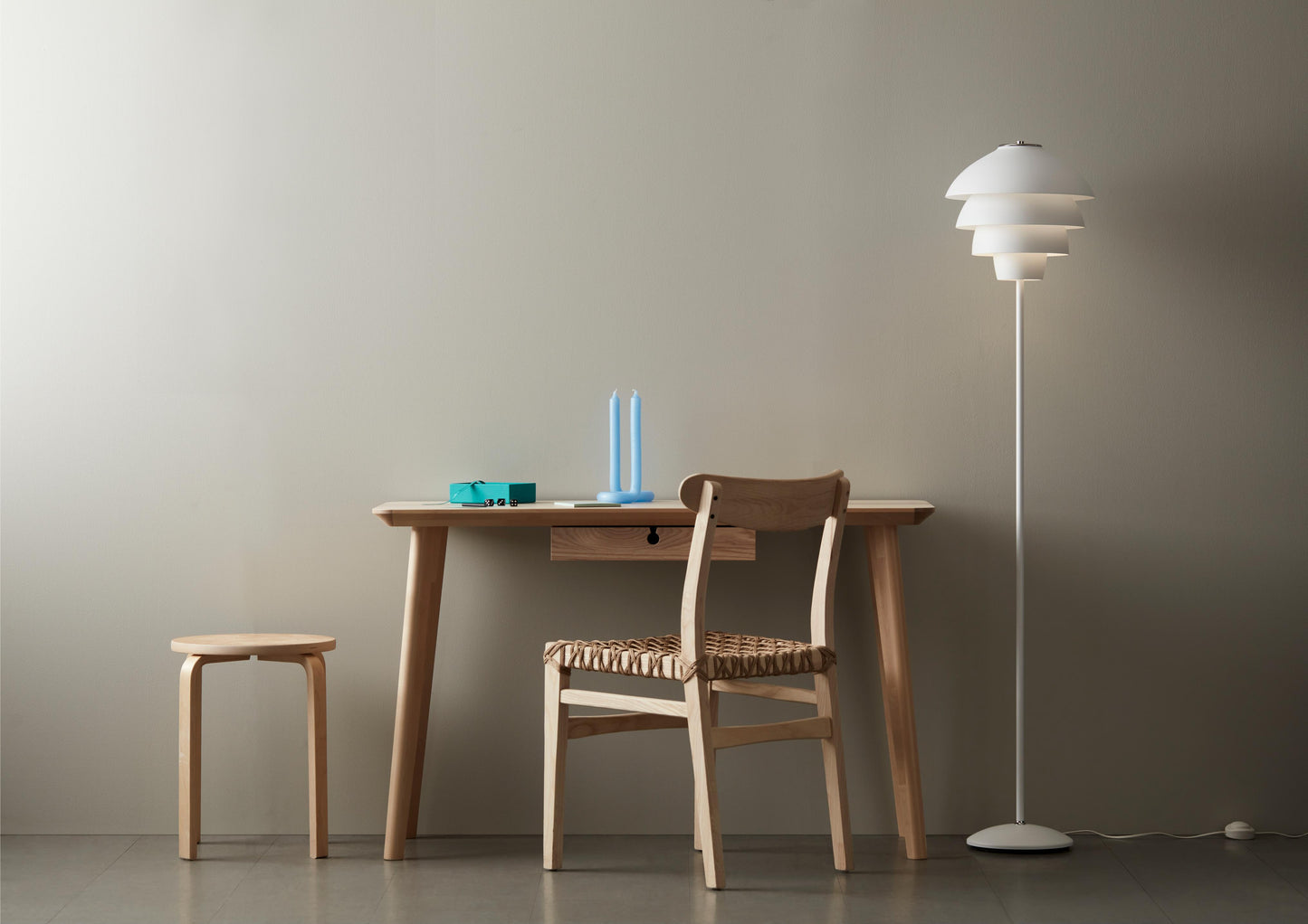 Valencia Floor Lamp