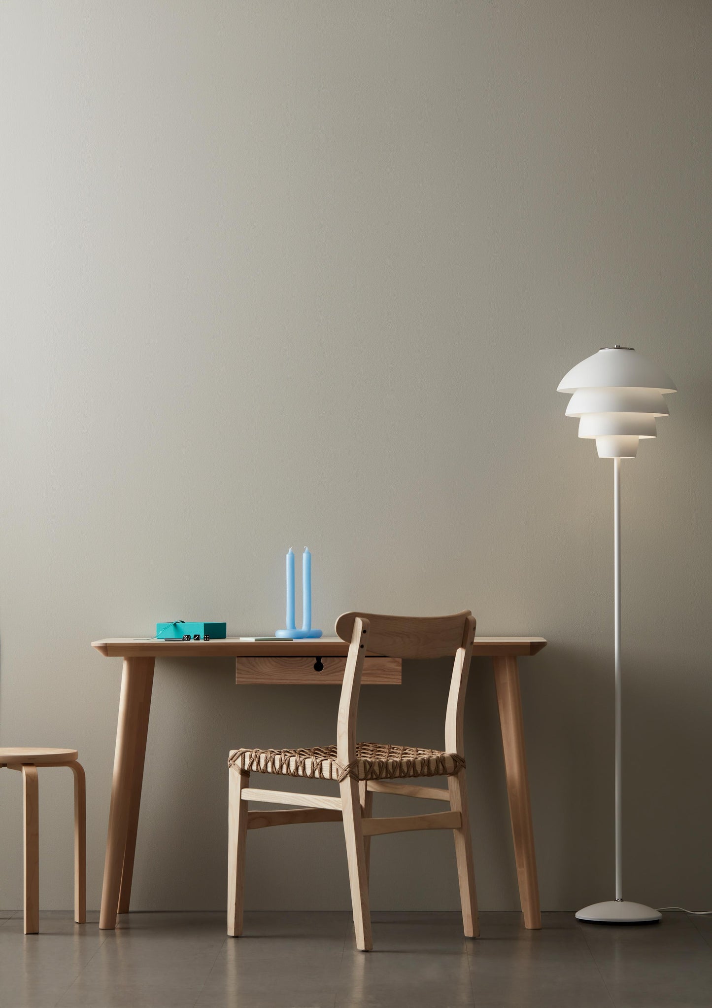 Valencia Floor Lamp
