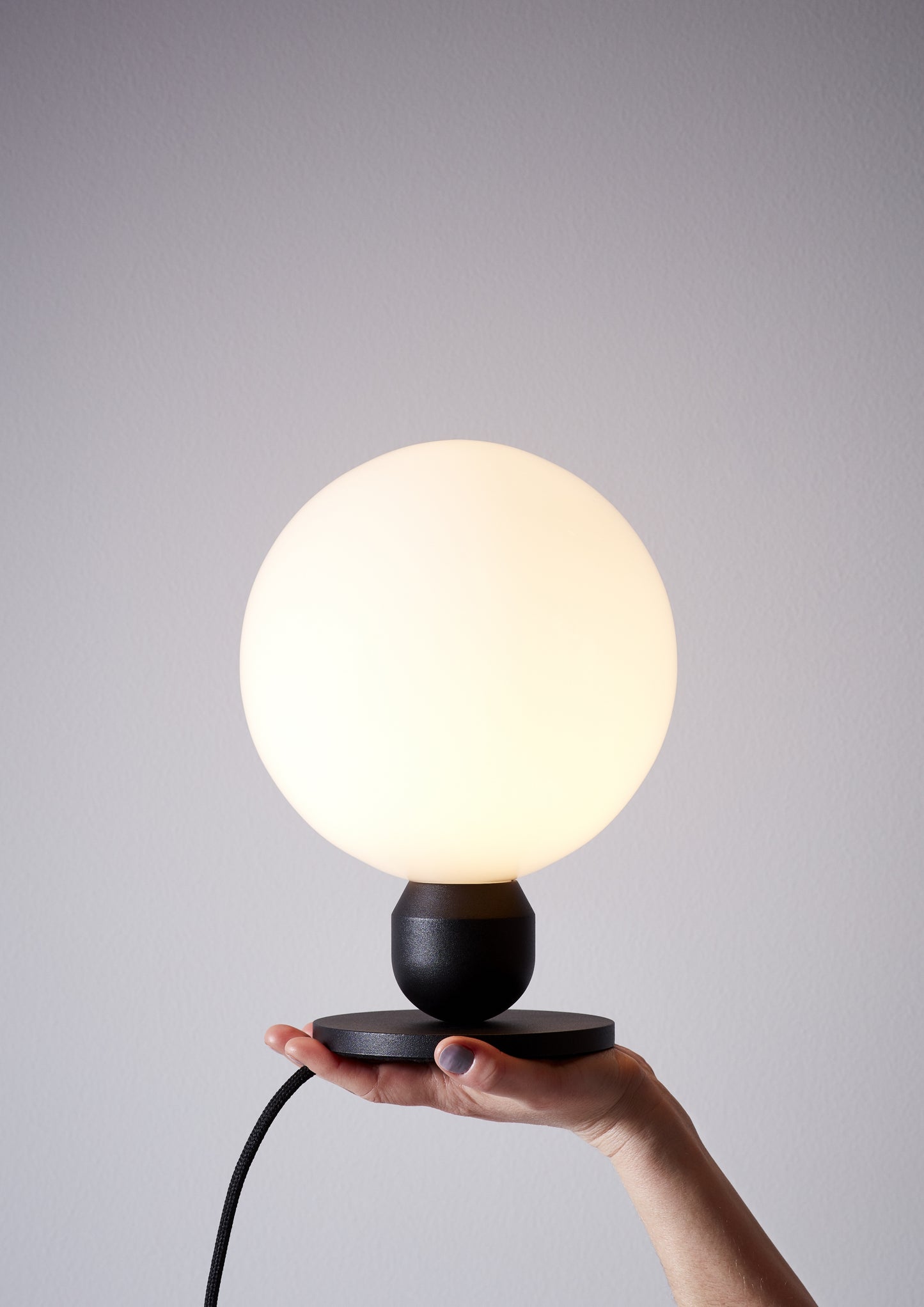 Atom Table Lamp