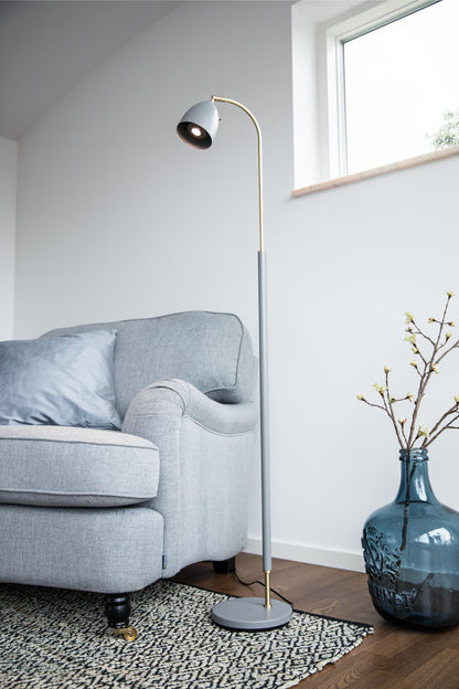 Deluxe Floor Lamp
